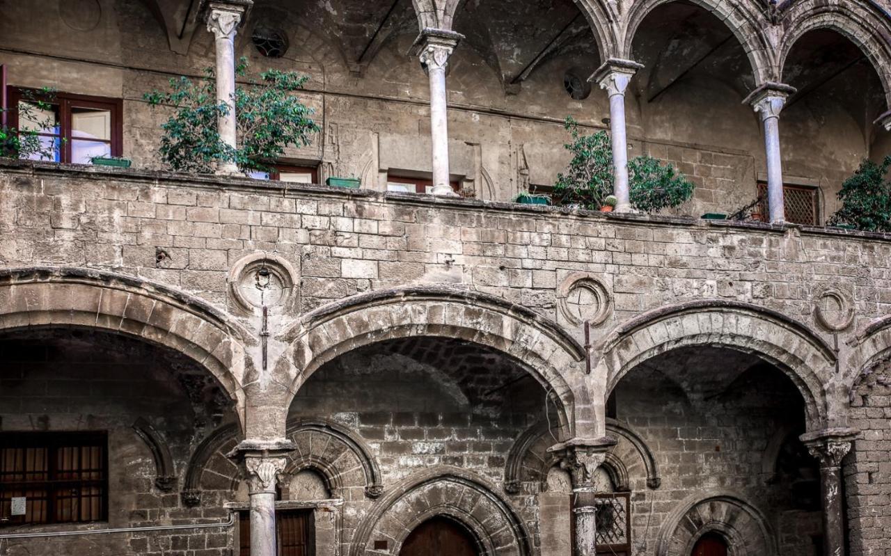 Le Casette Palazzo Ajutamicristo Palermo Esterno foto
